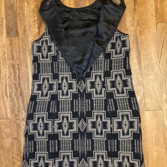 Pendleton Portland Collection wool Aztec shift dress, small - RARE - Picture 6 of 9